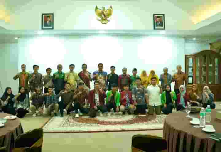 Pj Wako Sonny bersama BEM PTMA se Sumatra Barat, Ahad (25/2/2024) kemaren malam di Rudin Wako.